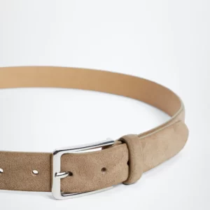 Buckled suede belt